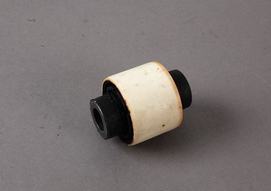 1K0505553A Bagian Suspensi Pengendalian Lengan Bushing