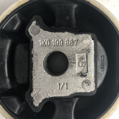 1K0199867A Bagian Suspensi Pengendalian Lengan Bushing