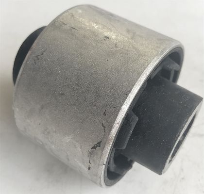 2033330314 Bagian Suspensi Pengendalian Lengan Bushing