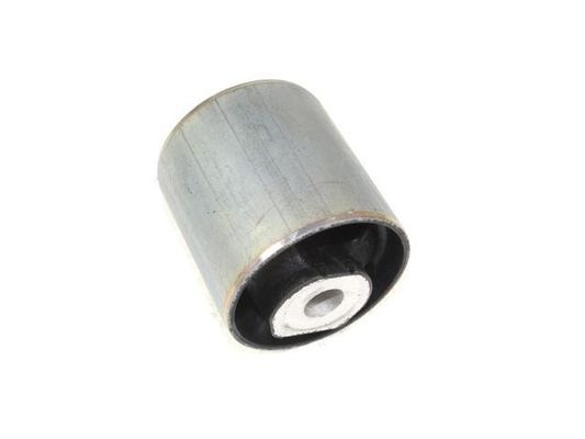 RBX000200 Bagian Suspensi Kontrol Lengan Bushing