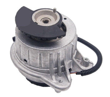 Mercedes Benz 2222407517 Bagian Chassis Mount Mesin