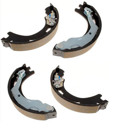 Set sepatu rem Land Rover LR031947 Bagian sasis